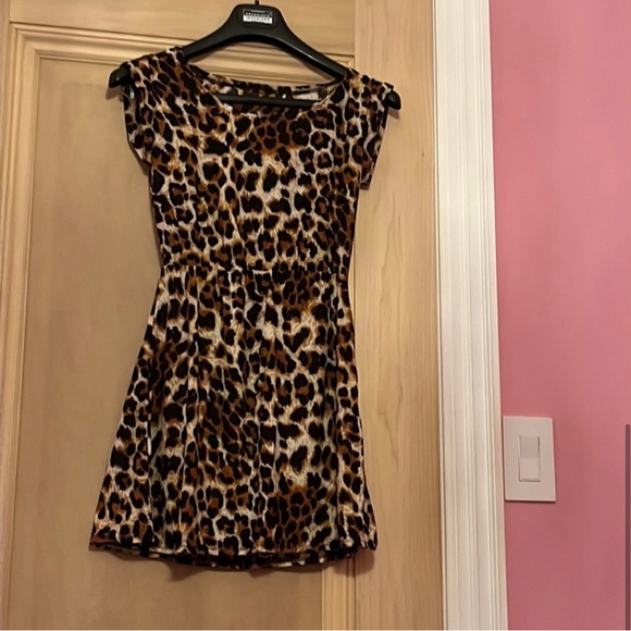 New Leopard Print Mini Dress Night-Out Sz S - Picture 5 of 5